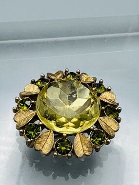 Avon brooch